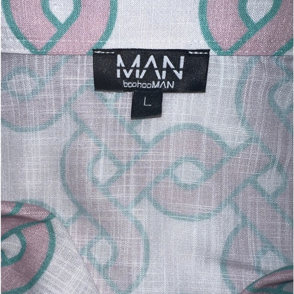 BooHoo Man Aztec Print Short Sleeve Button Down Shirt In Large - Picture 4 of 7